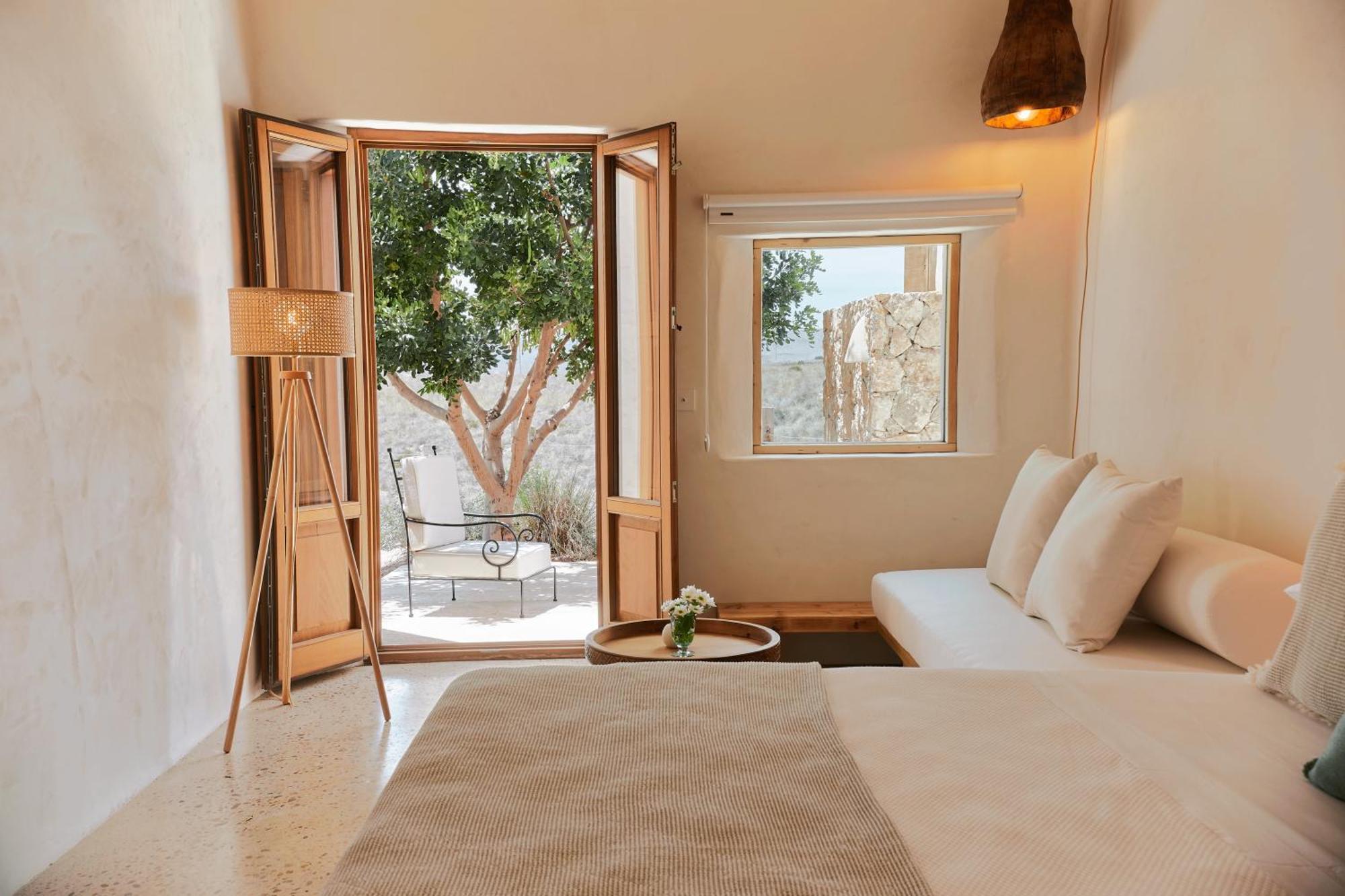 Equilicua Hotell Agua Amarga  Eksteriør bilde