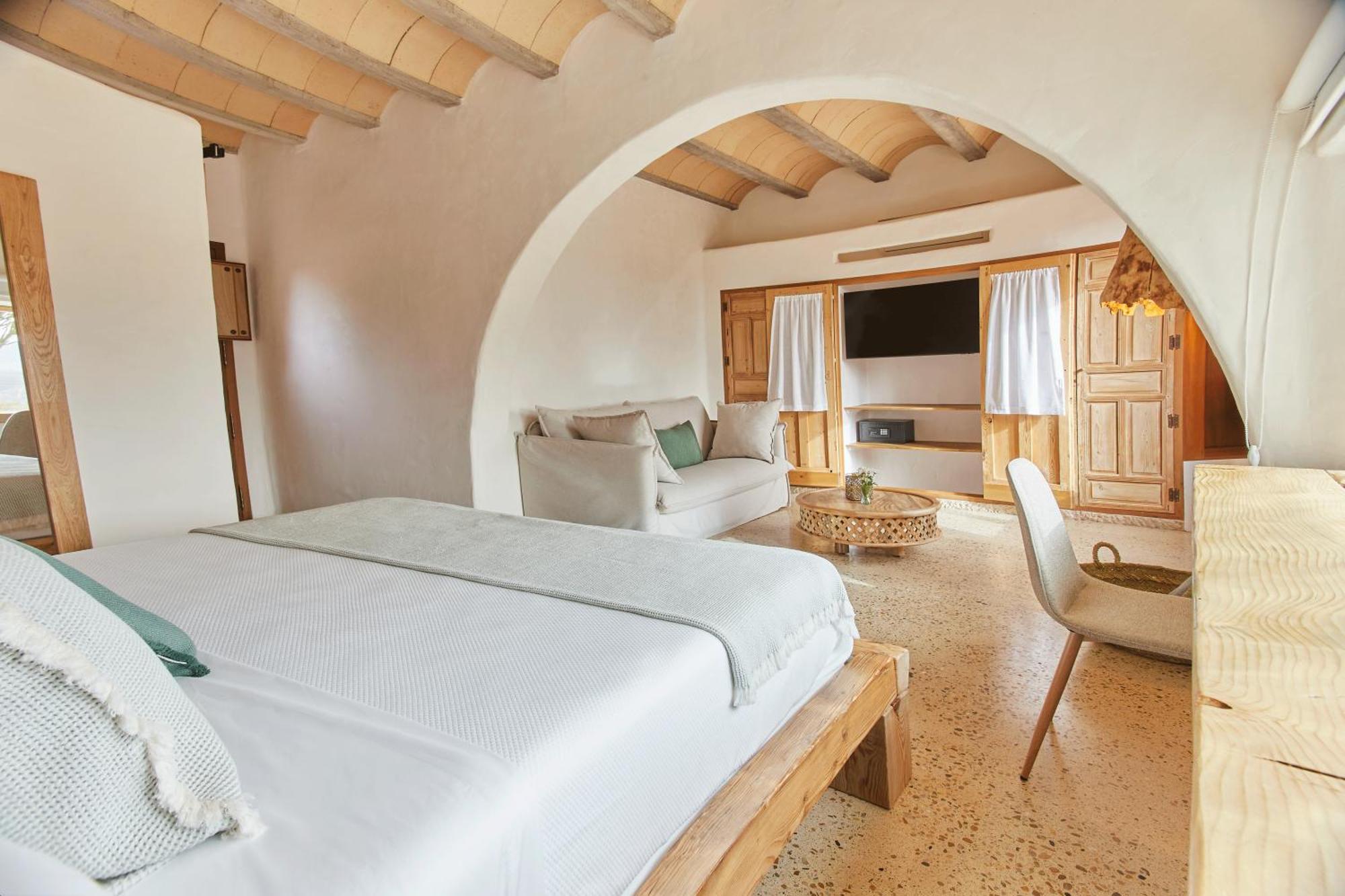 Equilicua Hotell Agua Amarga  Eksteriør bilde