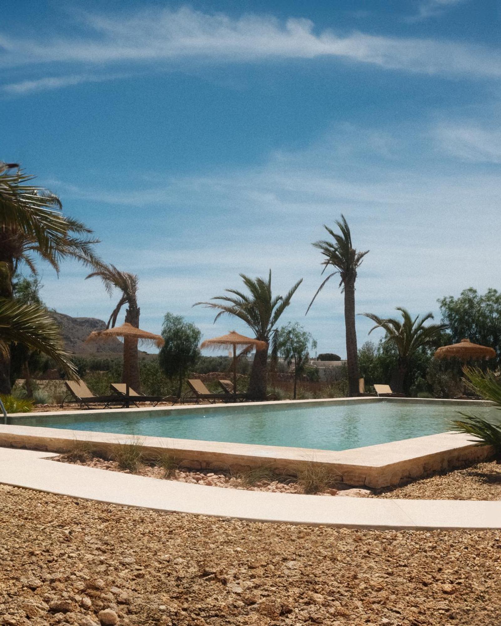 Equilicua Hotell Agua Amarga  Eksteriør bilde